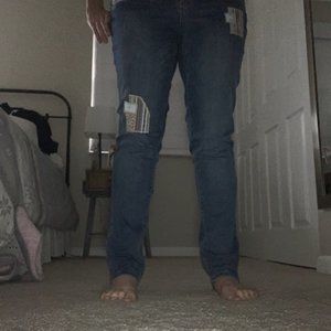 EARL JEANS